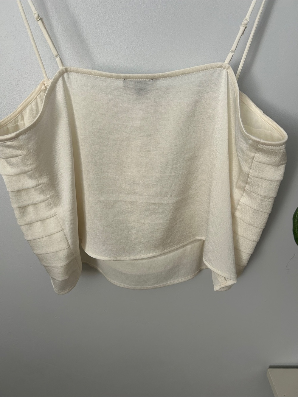Express Ivory Ribbed Crop Cami - Picture 6 of 6
